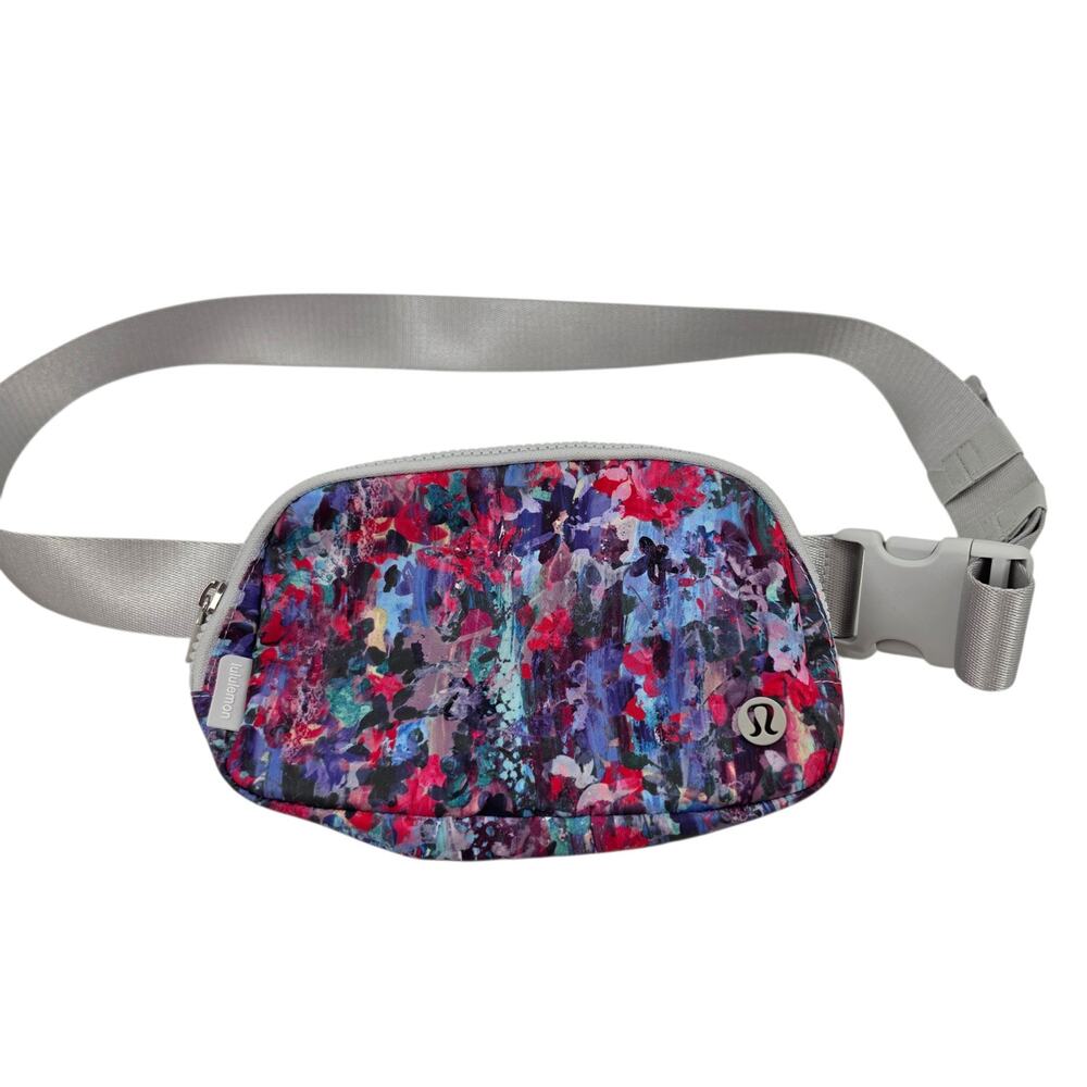 Lululemon Flower Glide Multicolor Vapor 1L Everywhere Belt Bag Discontinued